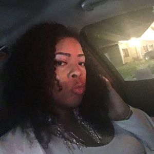 Meet your Posher, Alysha